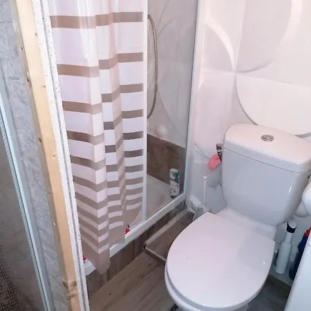 Διαμέρισμα Kleines Haus Im Oderbruch *